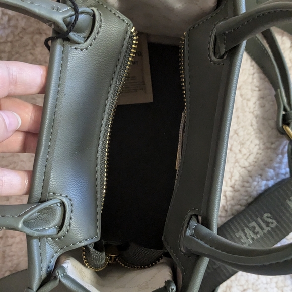 NWT Steve Madden Bniko quilted crossbody bag - Picture 9 of 11